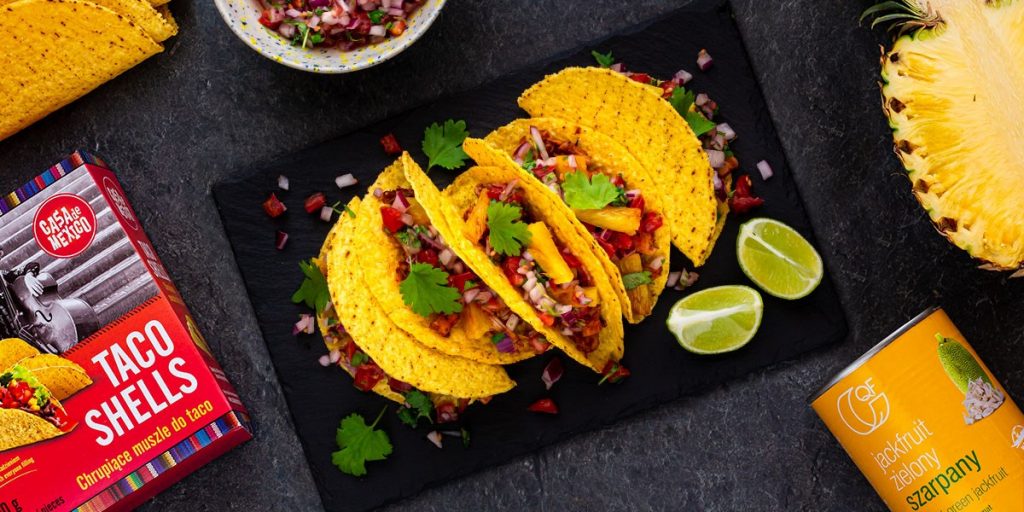 Tacos al pastor z szarpanym jackfruitem
