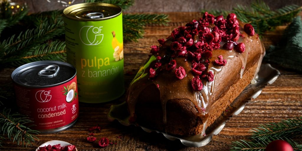 Piernik bananowy z polewą kokosową Quality Food Czarna Wisienka