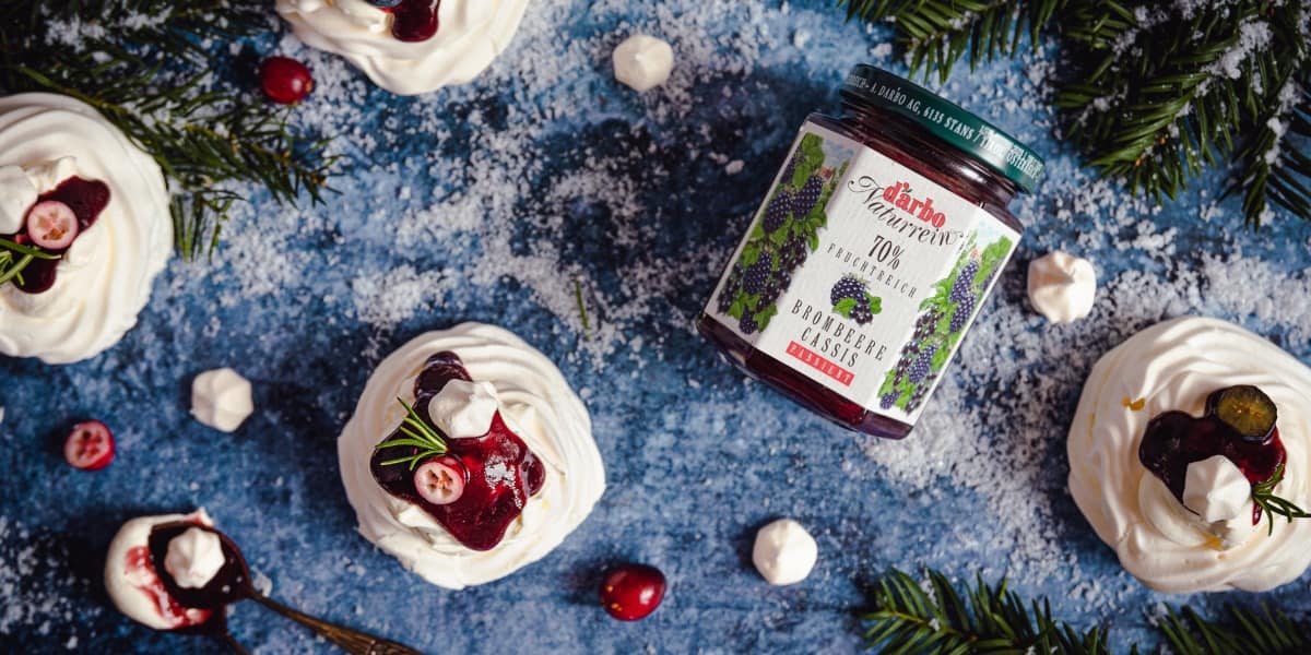 Mini bezy z konfiturą jeżynową Darbo Flymetothespoon