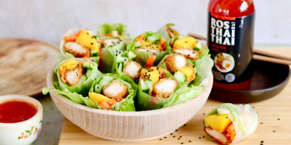Chrupiące spring rollsy z kurczakiem i mango Ros Thai Thai