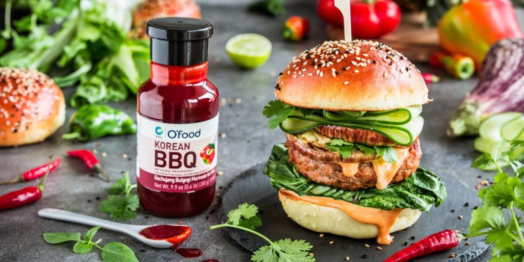 Burger z wieprzowiną w koreańskim sosie bulgogi O'Food