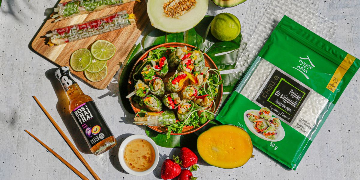 Spring rolls z owocami i sosem śliwkowym Ros Thai Thai