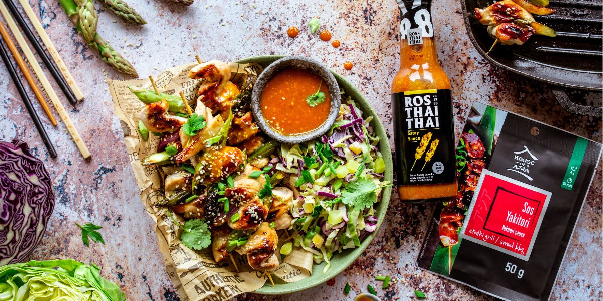 Kurczak Yakitorii z orzechowym sosem Ros Thai Thai