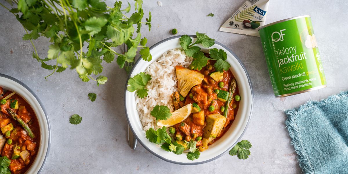 Wege curry z jackfruitem i szparagami Mienta Blog
