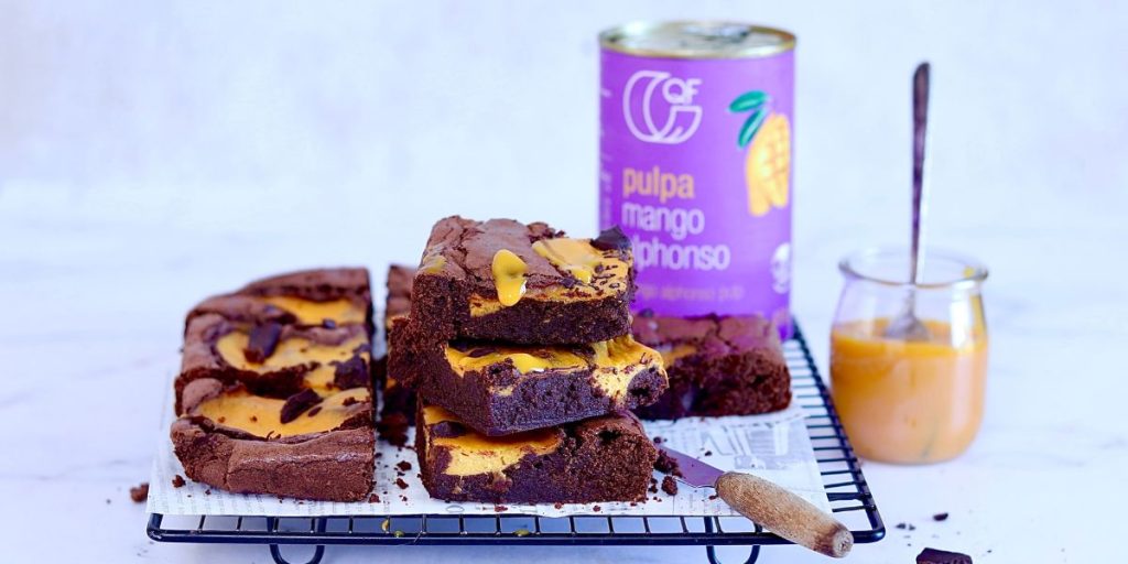 Sernik brownie z mango Jakjalubiejesc Quality Food