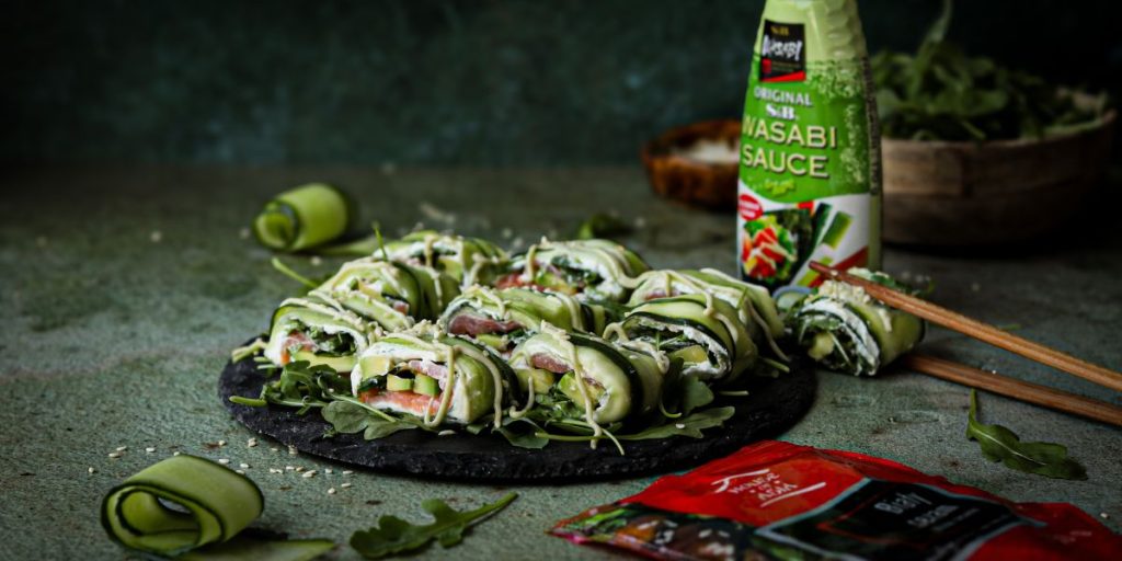 Fit roladki z ogórkiem i łososiem Jakjalubiejesc