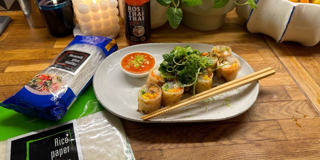 Sajgonki z krewetkami i sosem Ros Thai Thai Volodymir Testardi