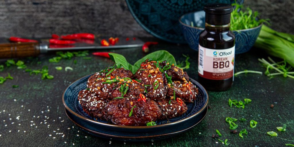 Skrzydełka z kurczaka w marynacie galbi BBQ