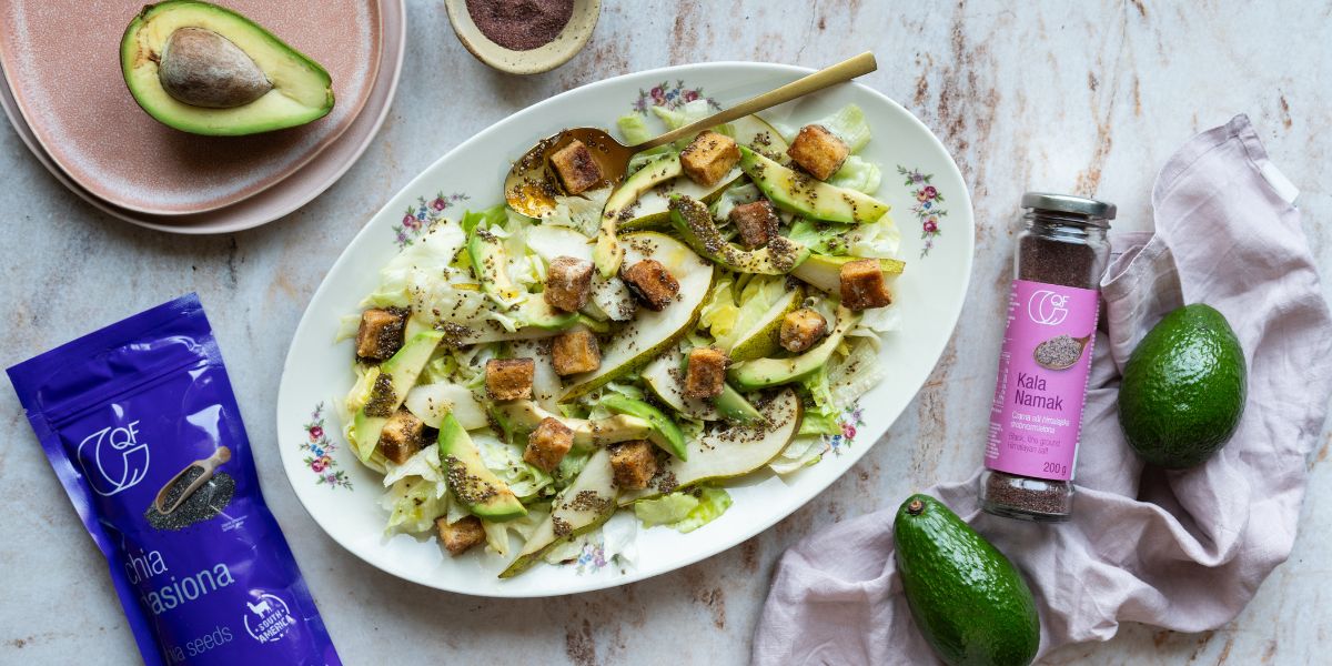 Wegańska sałatka z tofu, solą Kala Namak i chia Smukłe Widelce