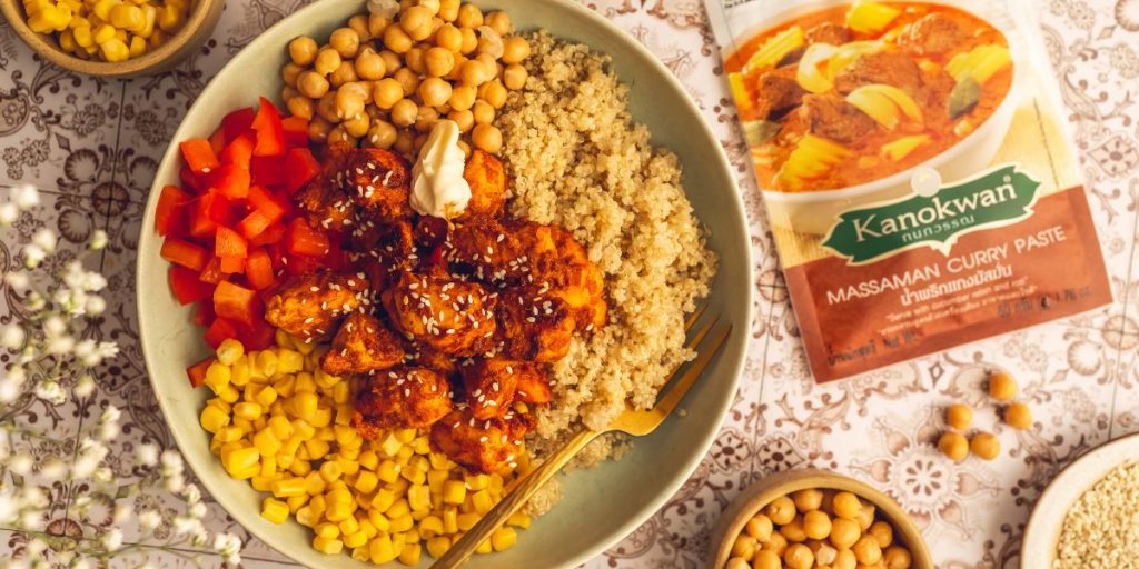 Grillowany kurczak z quinoa i warzywami