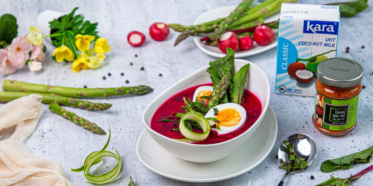 Bezglutenowy chłodnik z botwiny i szparagów Decare Group